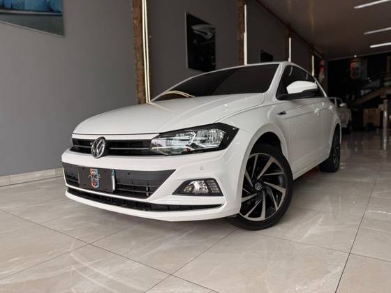 VOLKSWAGEN POLO 1.0 200 TSI HIGHLINE AUTOMÁTICO